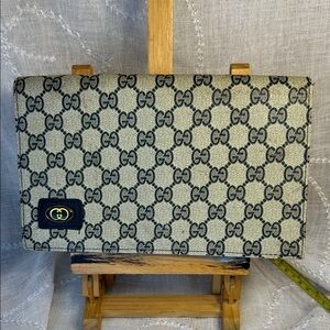Gucci vintage (1970s?) clutch in excellent condition for its age